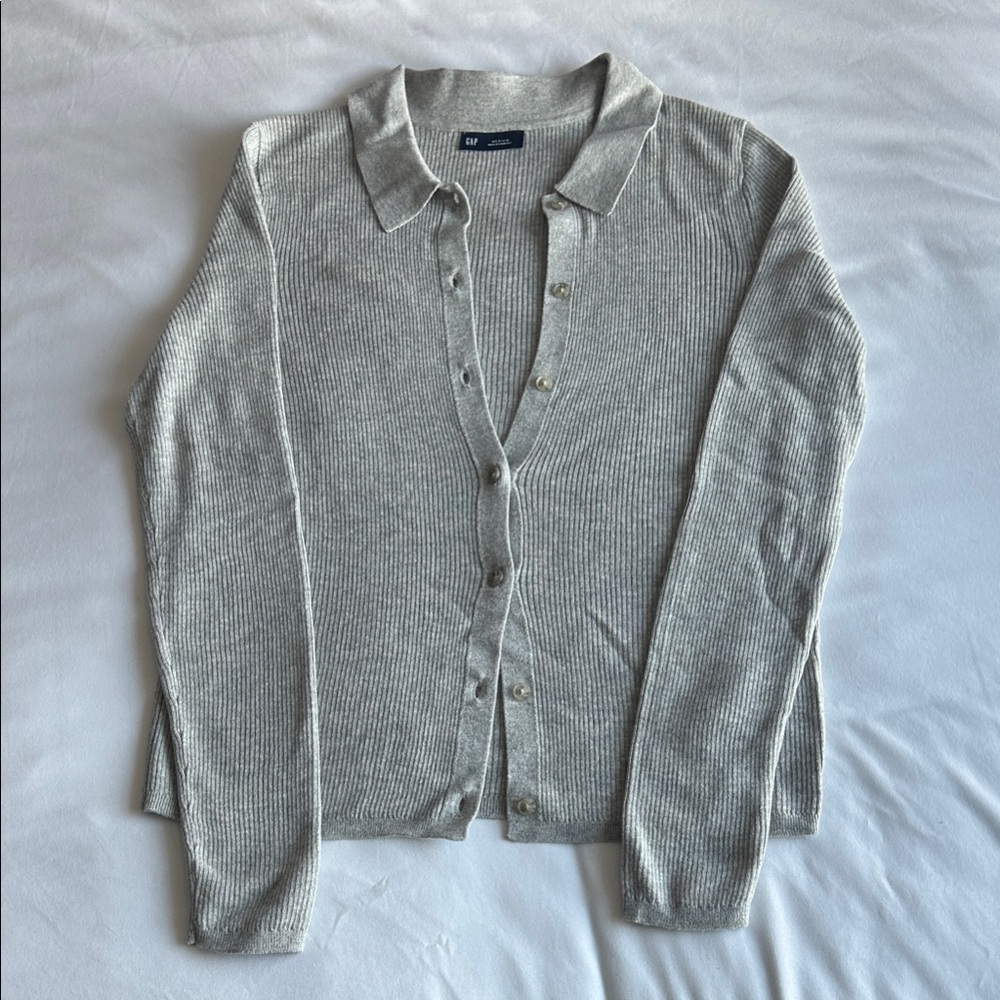 GAP Women's Gray Collared Cardigan Sweater